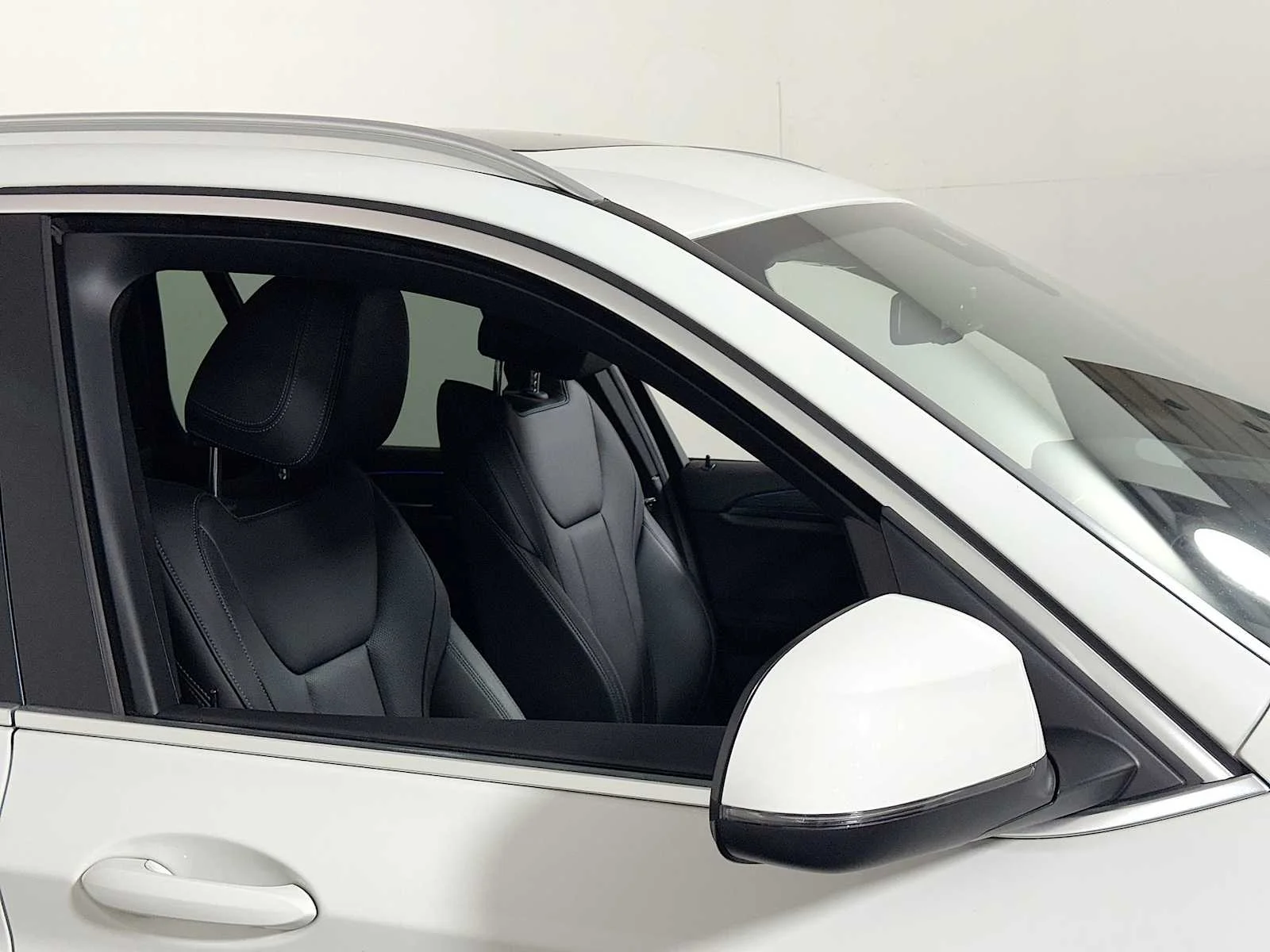 Certified Used 2024 Alpine White BMW xDrive30i image 30