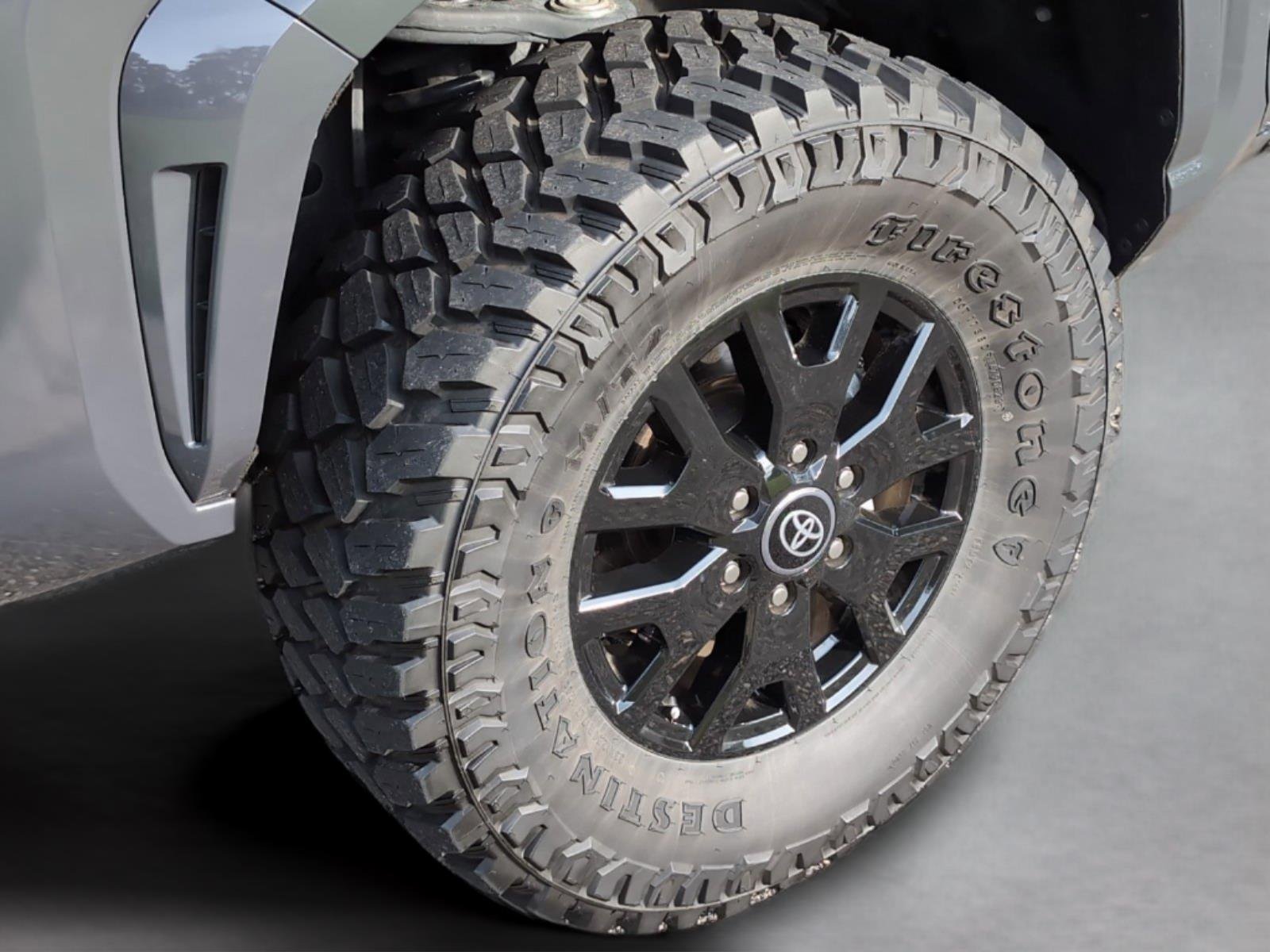 Used 2025 Underground Toyota SR5 image 35