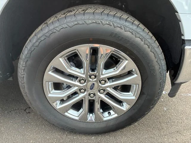 New 2026 Avalanche Ford Lariat® image 15
