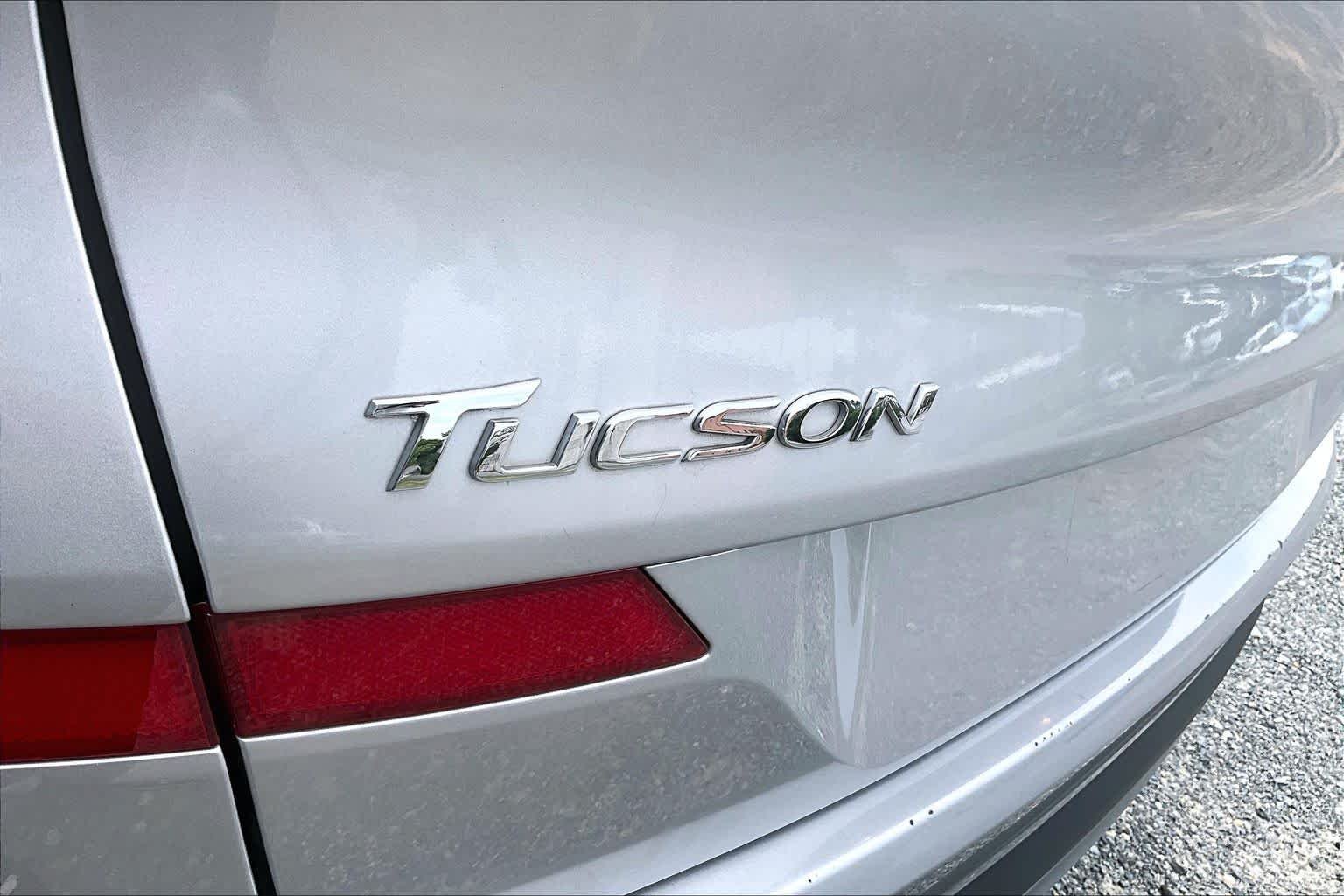 Used 2020 Stellar Silver Hyundai SEL image 10