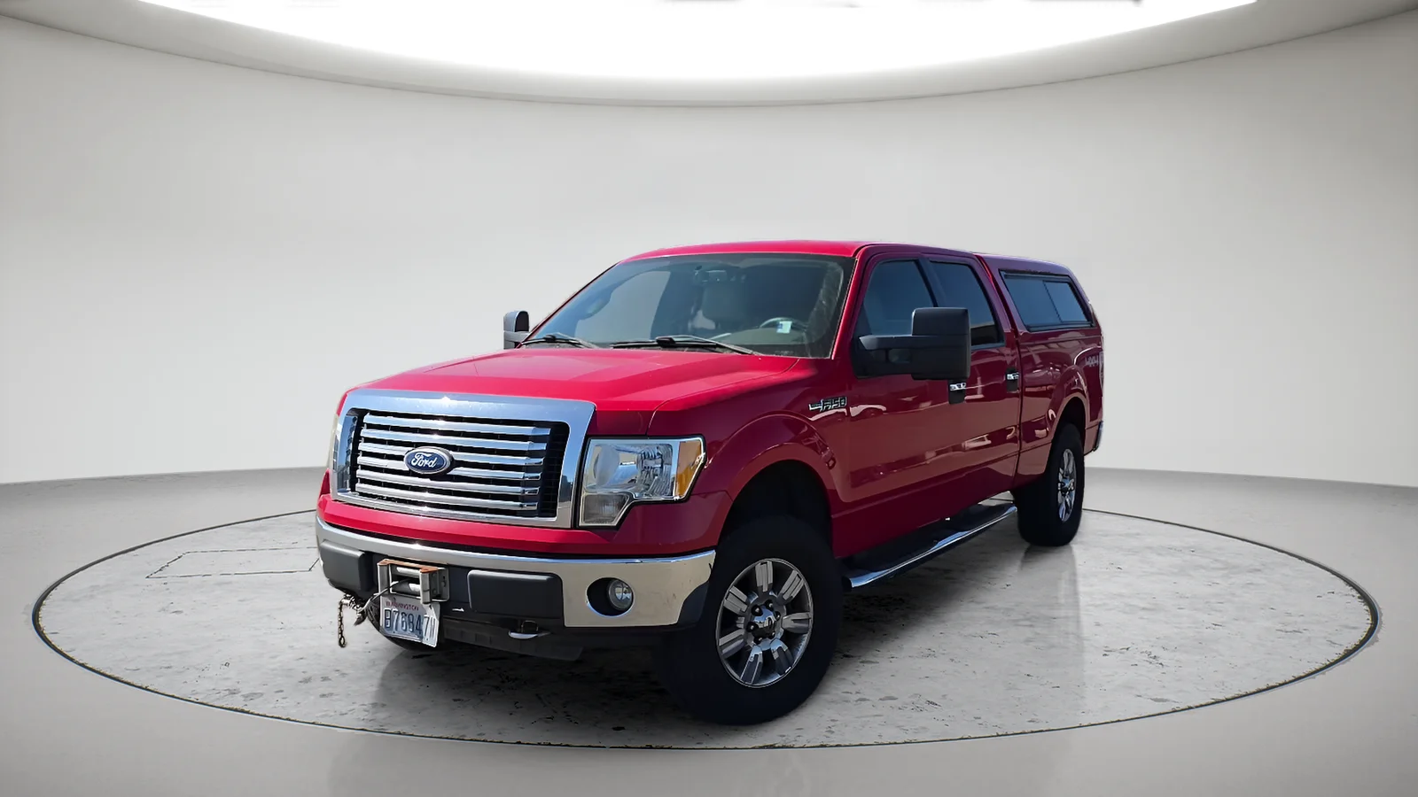 Used 2010 Red Ford XLT image 1