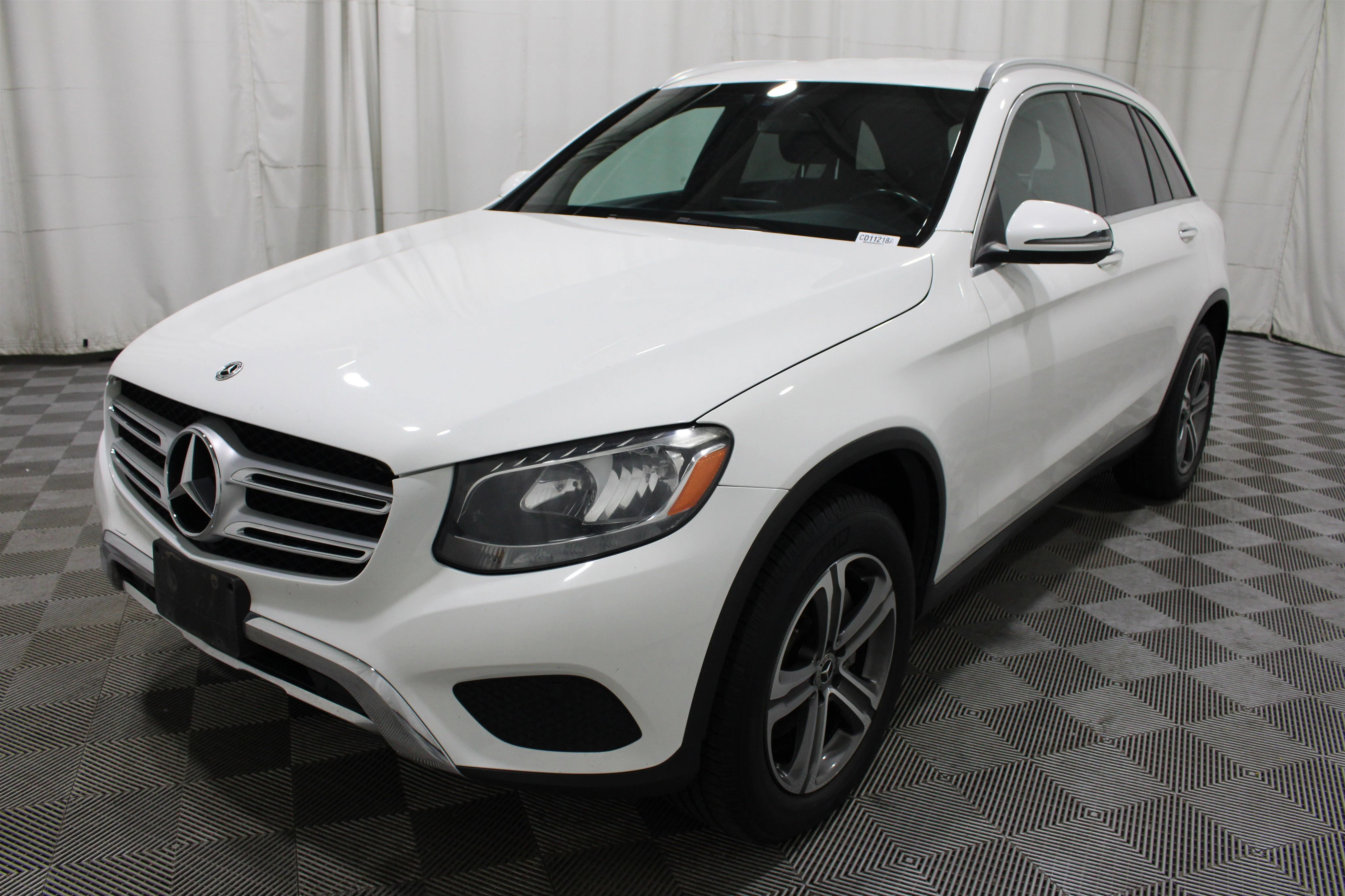 Used 2019 Polar White Mercedes-Benz GLC 300 image 35