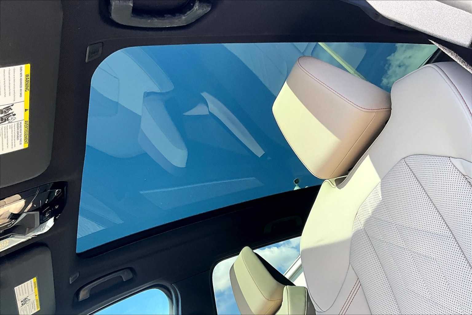 New 2026 Mineral White Metallic BMW 30 xDrive image 18