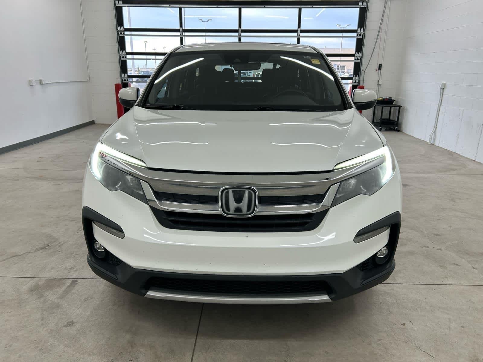 Used 2020 Platinum White Pearl Honda EX-L image 8