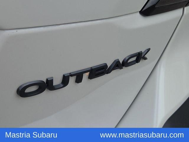 Used 2025 Crystal White Pearl Subaru Onyx Edition image 10