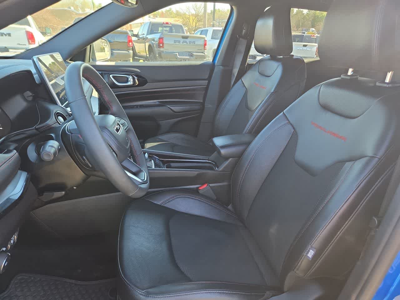 2025 Jeep Compass Trailhawk - Photo 12