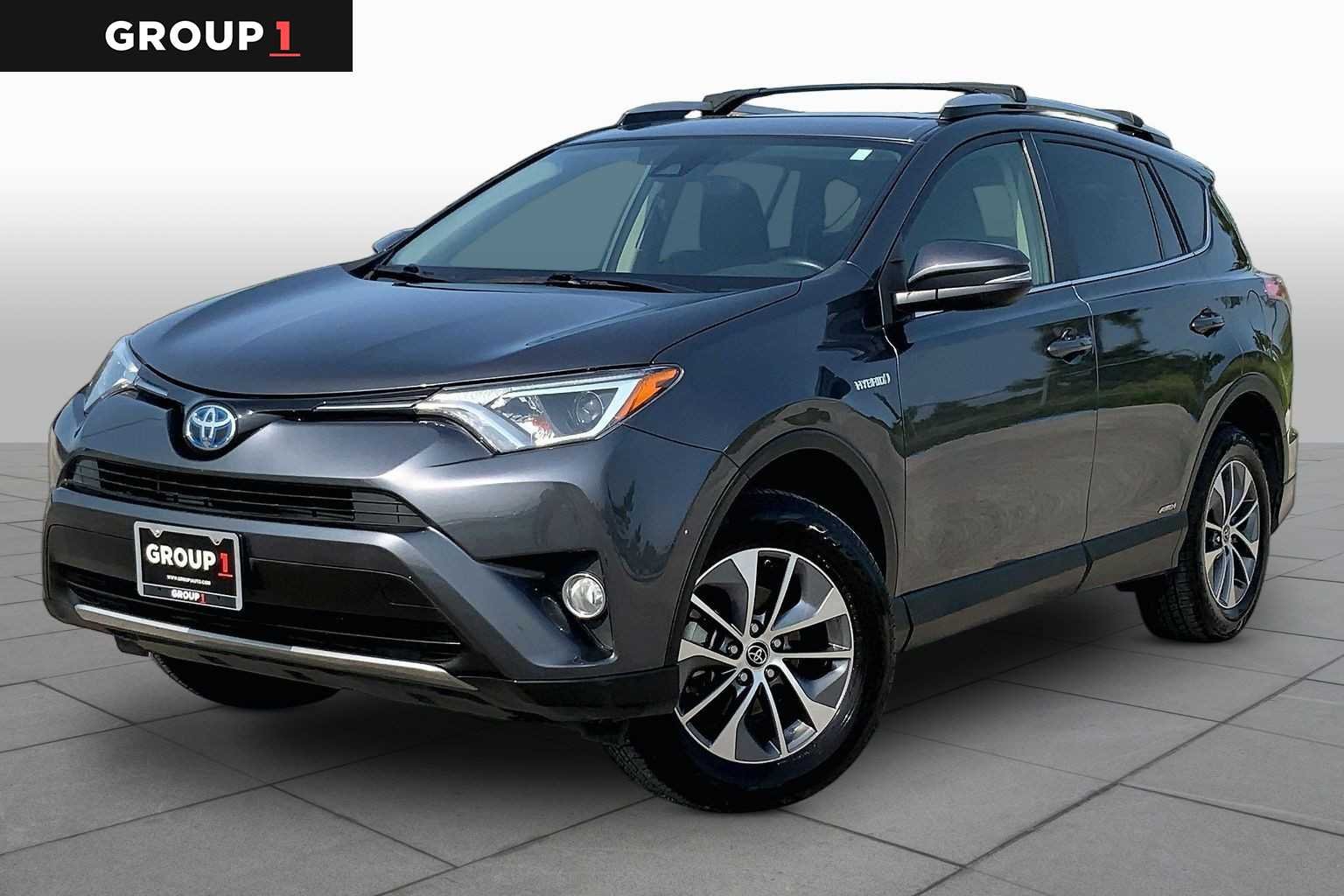 2018 Toyota RAV4 Hybrid LE