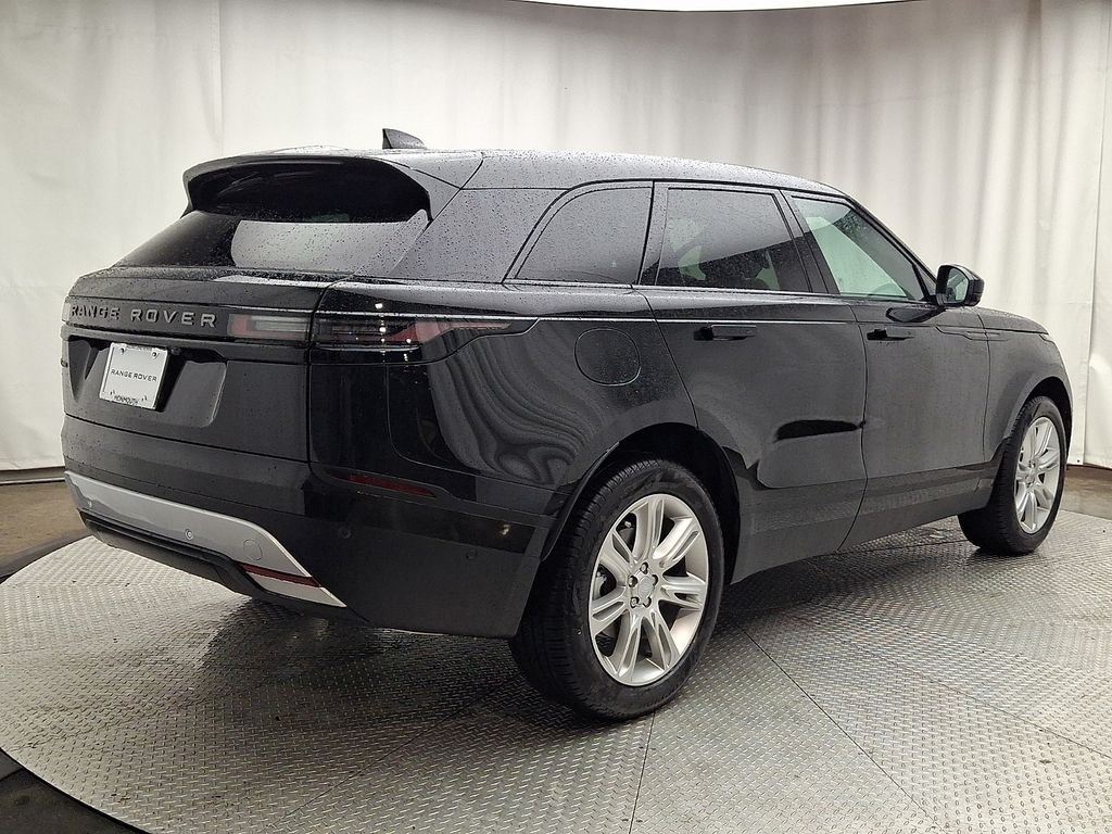 New 2026 Santorini Black Land Rover S image 3
