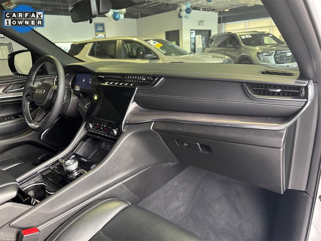 2023 JEEP GRAND CHEROKEE - Image 37