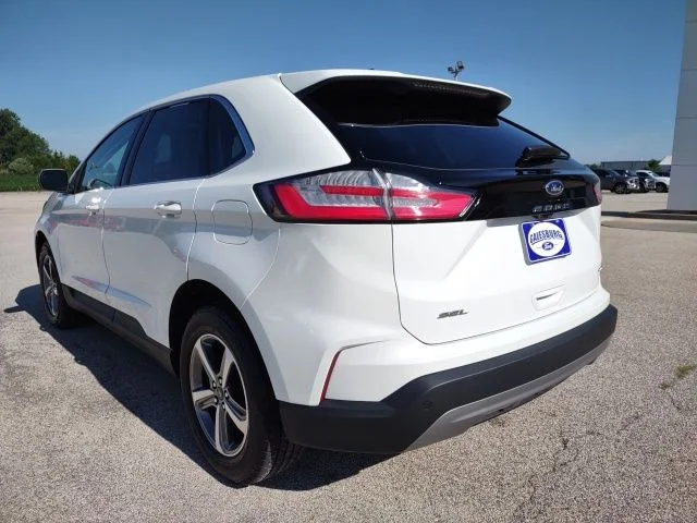 Certified Used 2023 White Metallic Ford SEL image 3