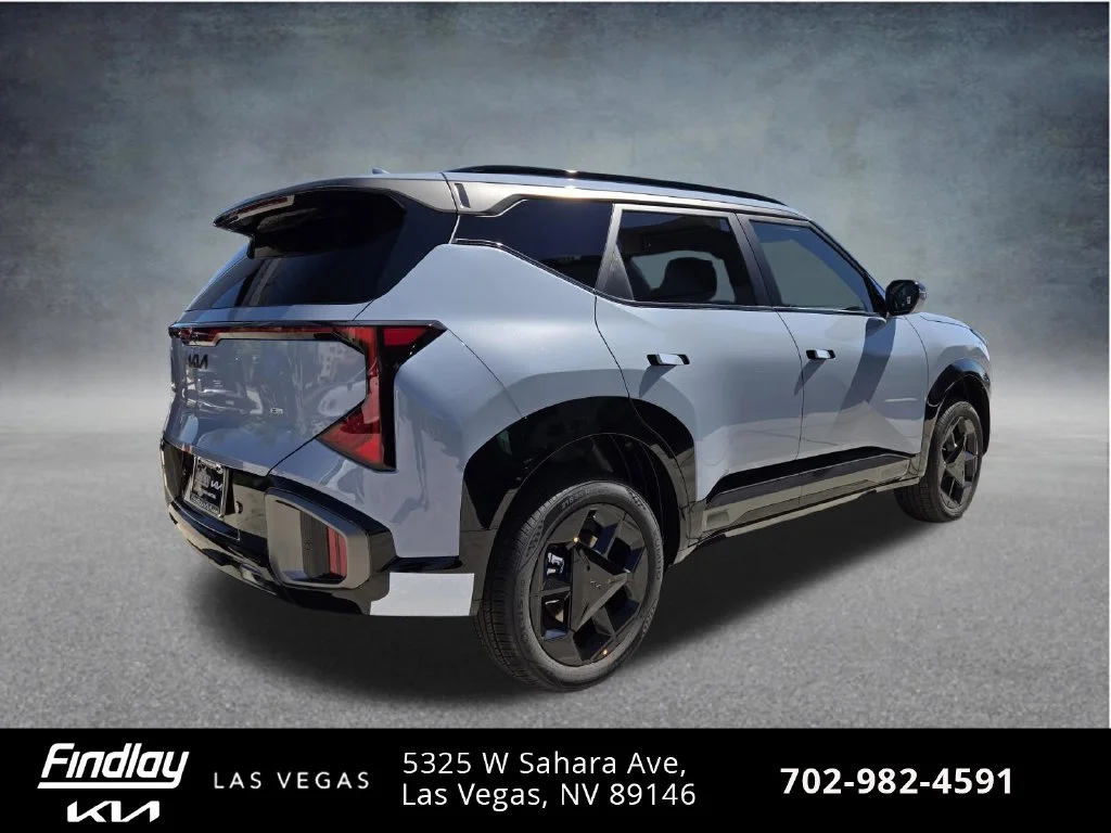 New 2027 Gray Kia X-Line S image 6