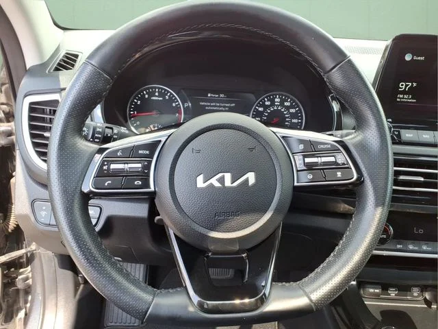 Used 2022 Gray Kia SX image 22