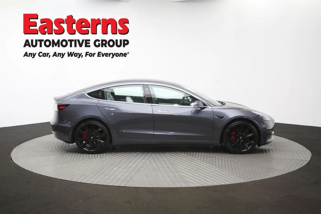 Used 2018 Gray Tesla Long Range image 40