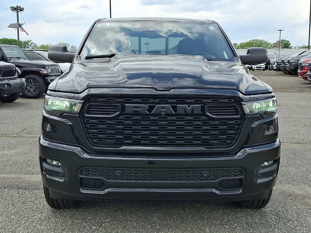 New 2026 Diamond Black Crystal Pearl-Coat Exterior Paint RAM Express image 2