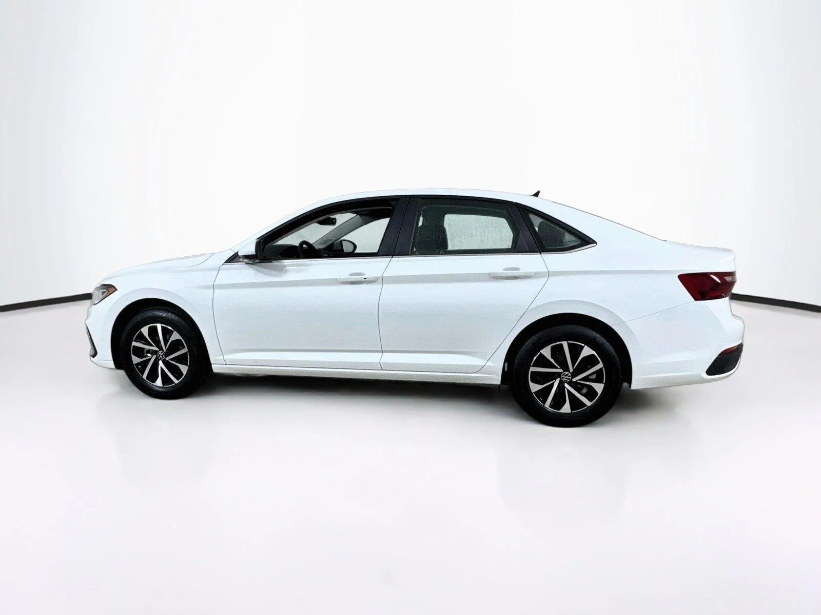 New 2027 Pure White Volkswagen S image 3