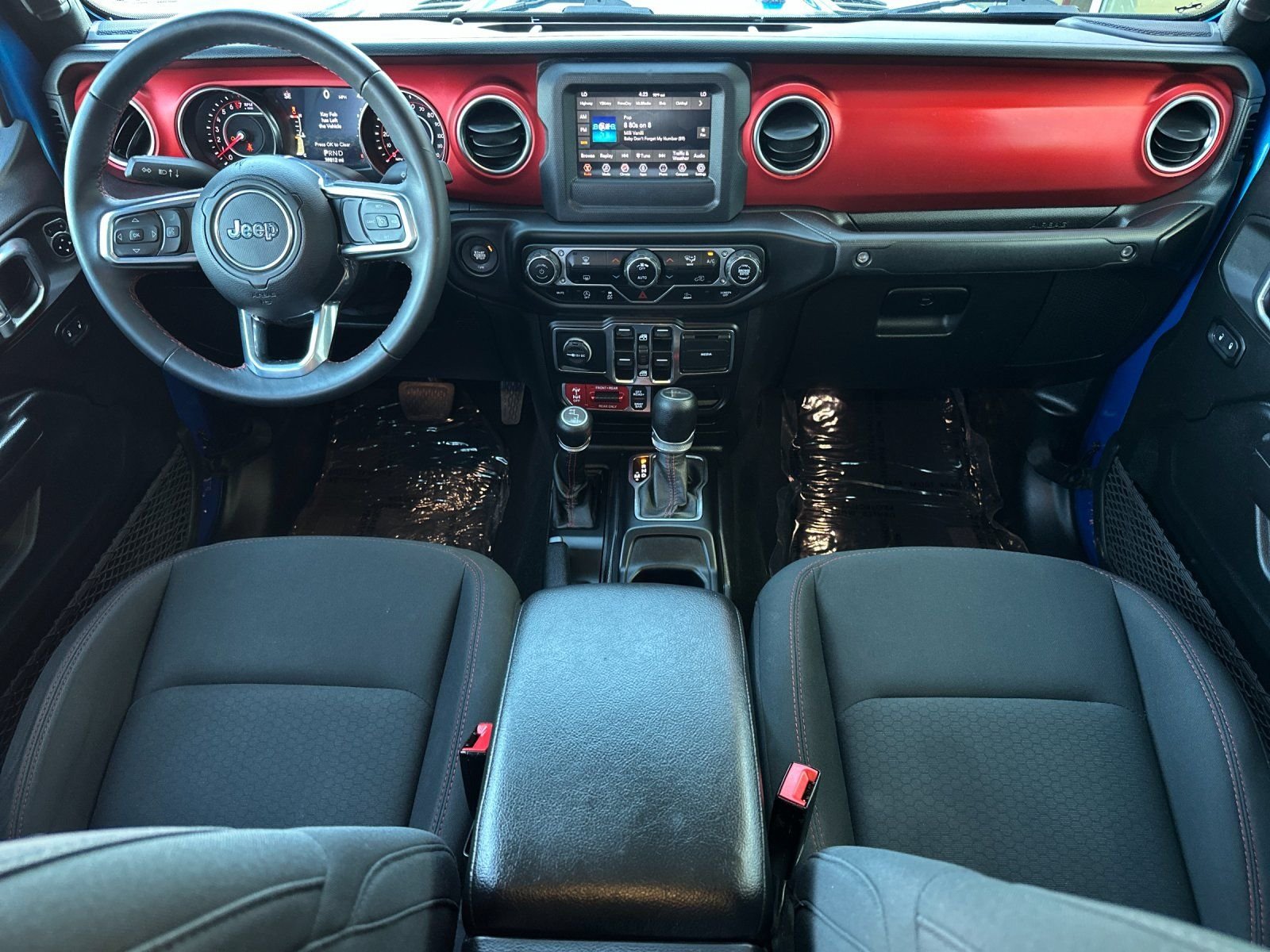 Used 2020 Hydro Blue Pearlcoat Jeep Rubicon image 12