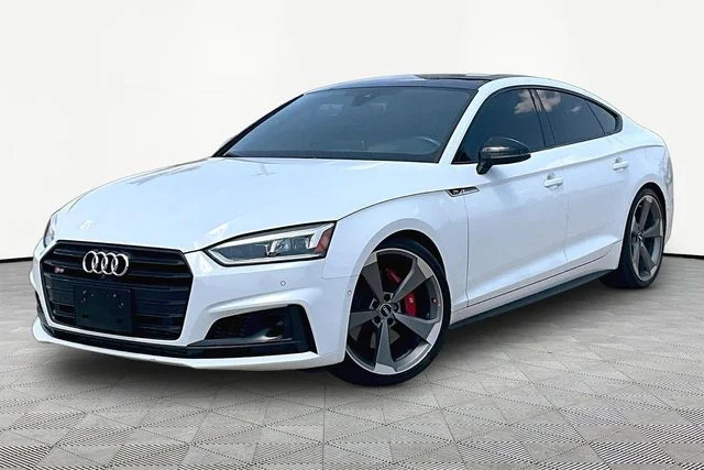 Used 2019 White Audi Prestige image 1