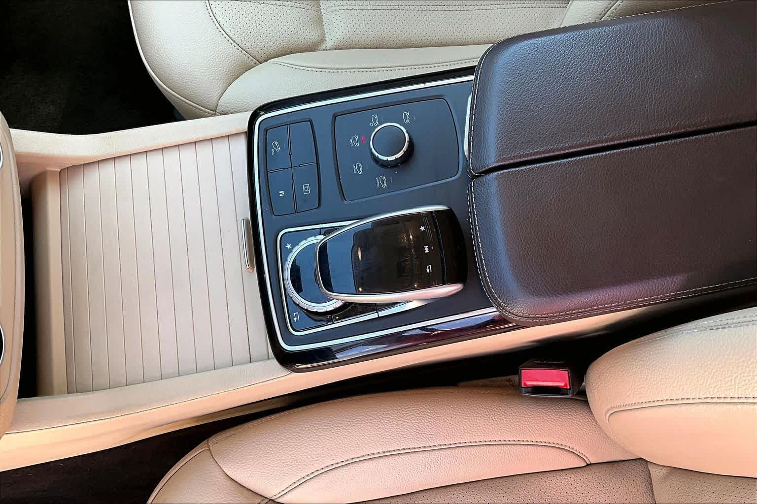 Used 2017 Lunar Blue Metallic Mercedes-Benz GLE 350 image 16