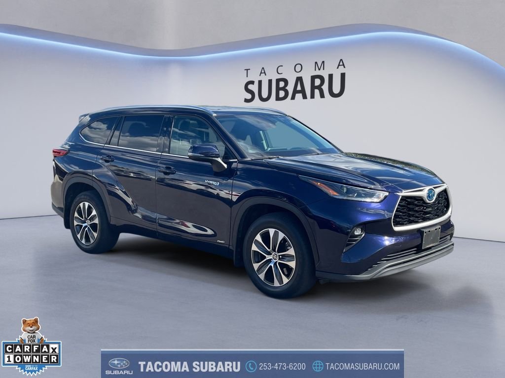 Used 2021  Toyota XLE image 7