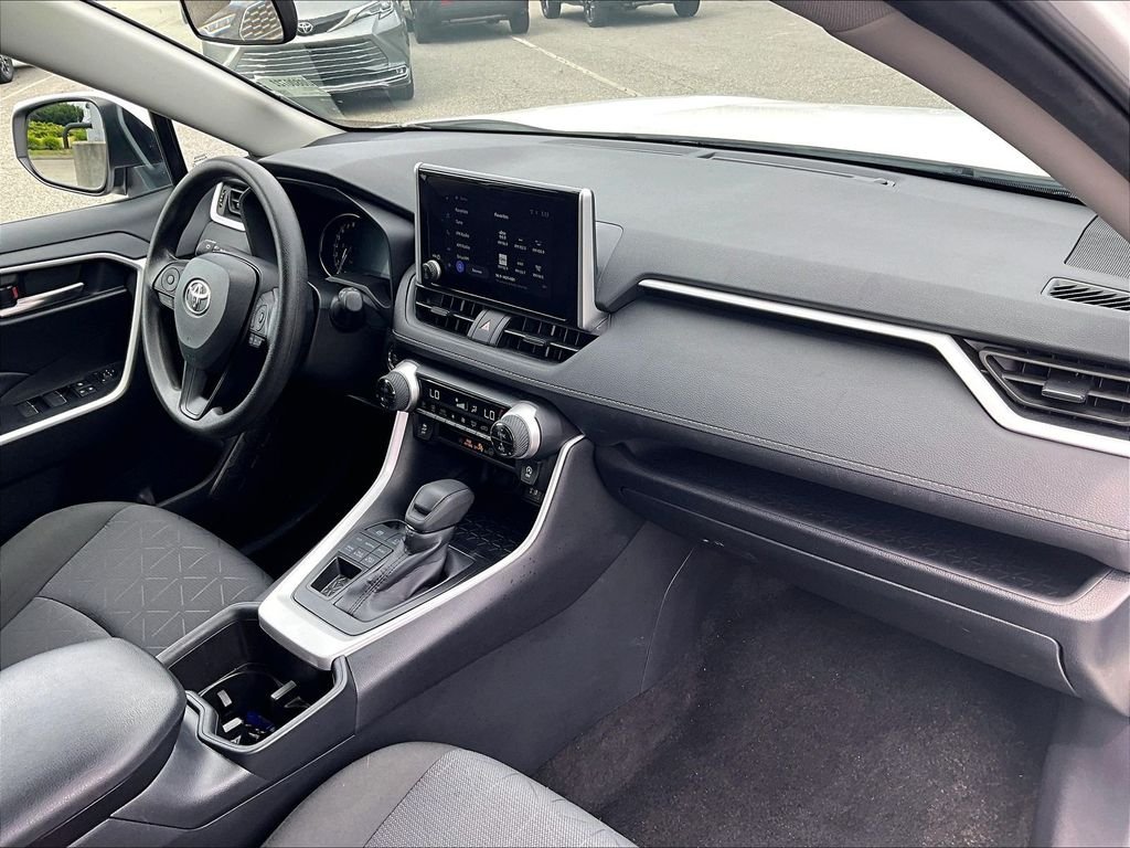 Used 2025 White Toyota XLE image 14