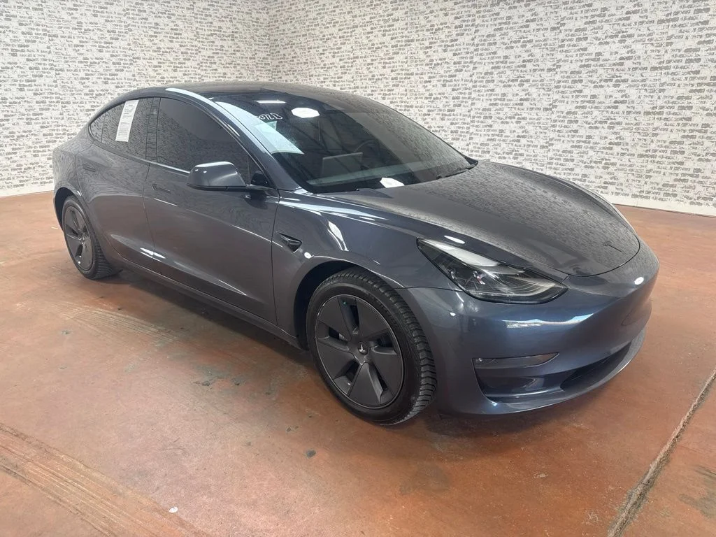 Used 2023 Midnight Silver Metallic Tesla Long Range image 1