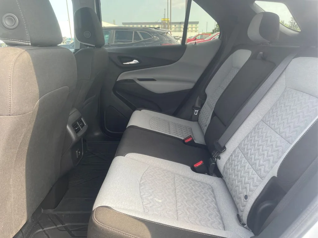 Used 2024 Summit White Chevrolet LT image 20