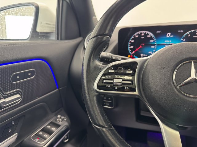 Certified Used 2022 Polar White Mercedes-Benz GLA 250 image 23