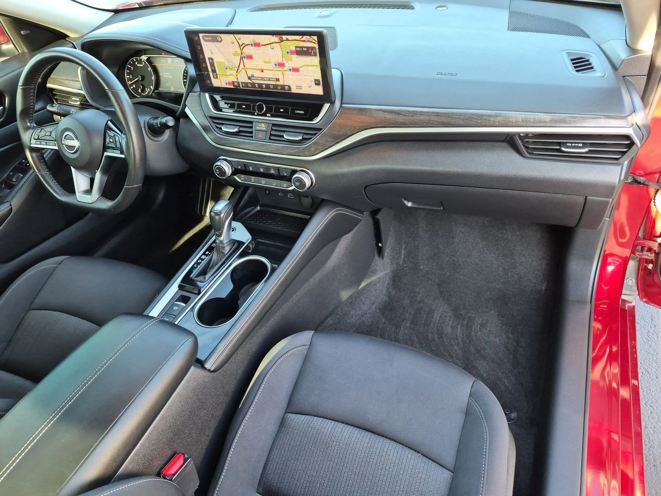 Used 2024 Scarlet Ember Nissan 2.5 SV image 30