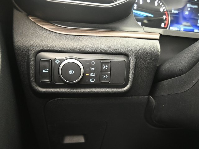 Used 2020 Oxford White Ford Limited image 14