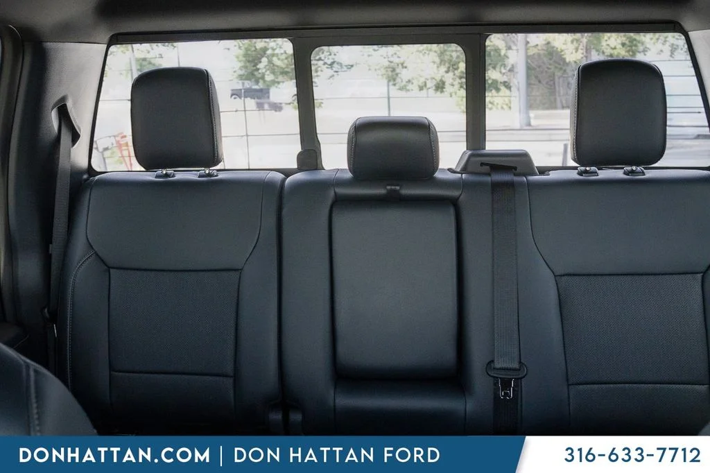 New 2026 Oxford White Ford Lariat® image 19