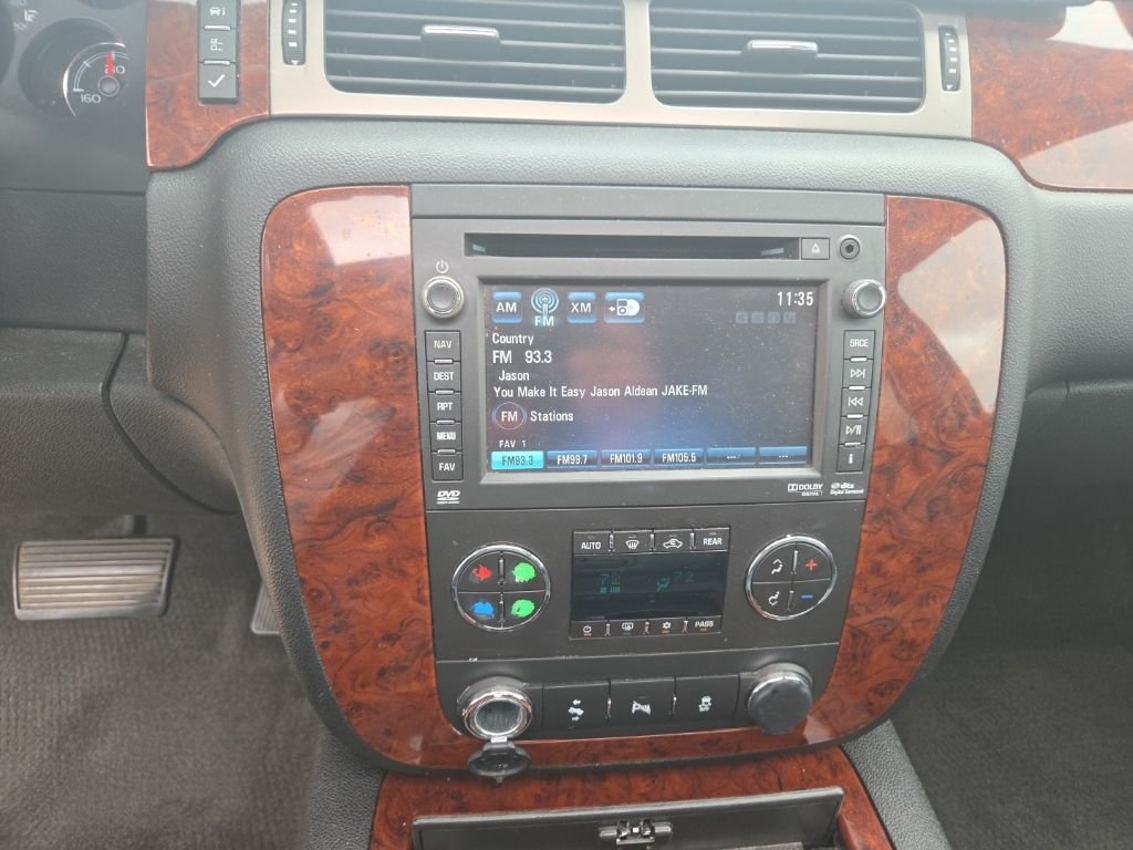 Used 2013 White Chevrolet LTZ image 24