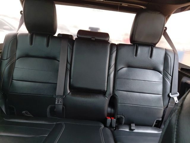 Used 2023 Green Jeep Sahara 4xe image 28