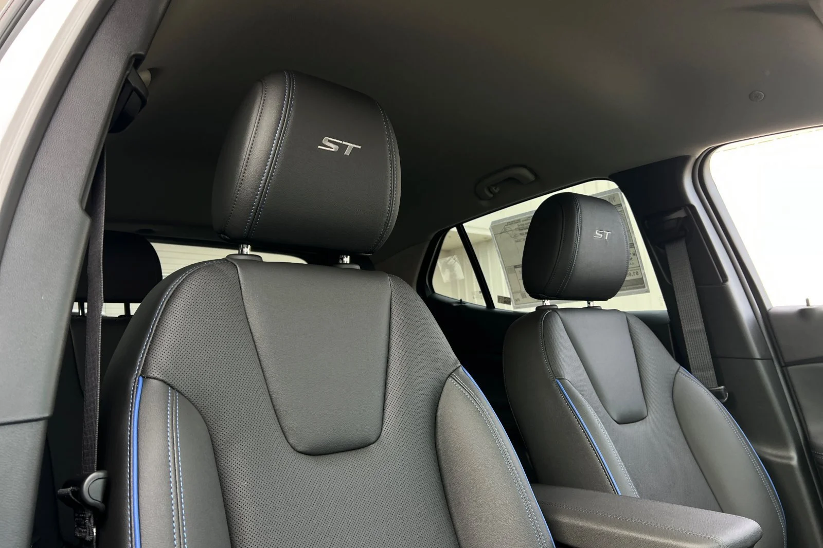 2026 Buick Encore GX Sport Touring - Photo 18