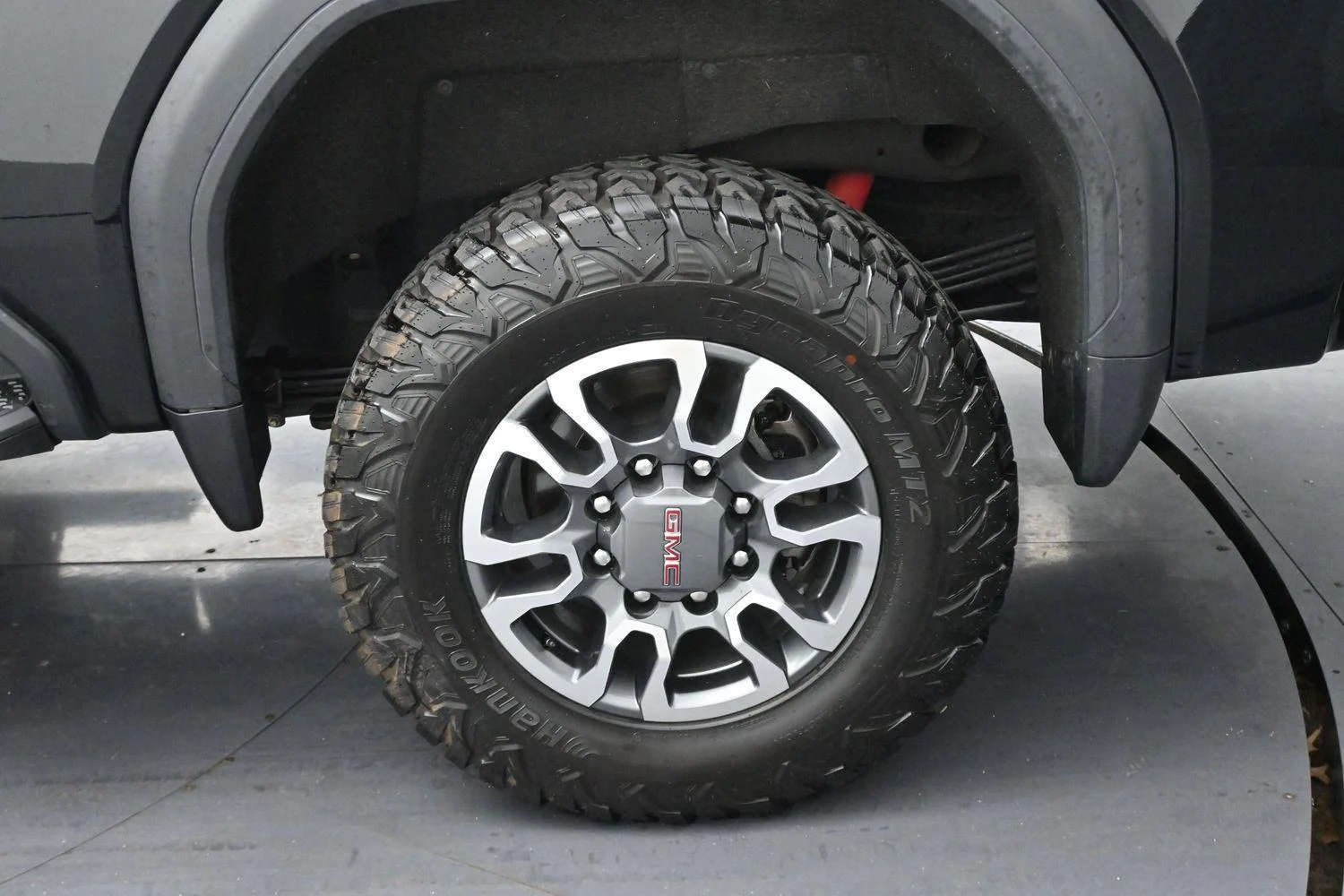 Used 2024 Onyx Black GMC AT4 image 36