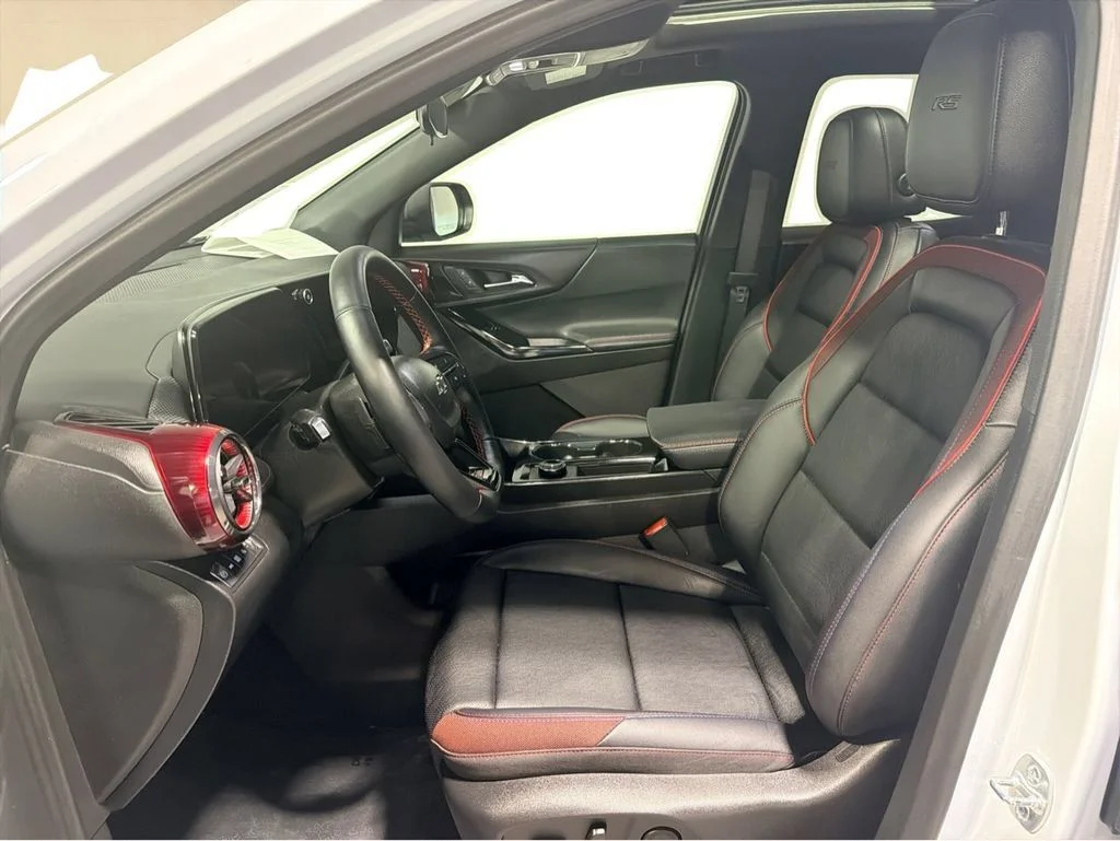Used 2026 White Chevrolet RS image 9