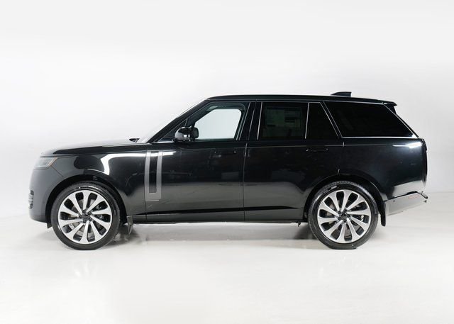 New 2026 Santorini Black Land Rover SE image 6