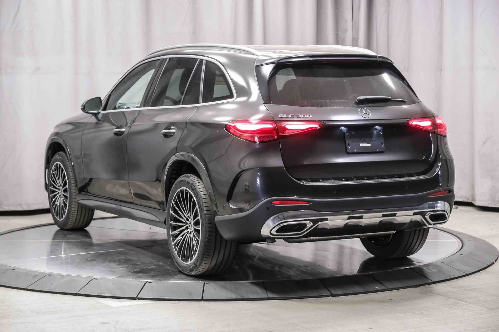 New 2026 Graphite Grey Metallic Mercedes-Benz GLC 300 image 43