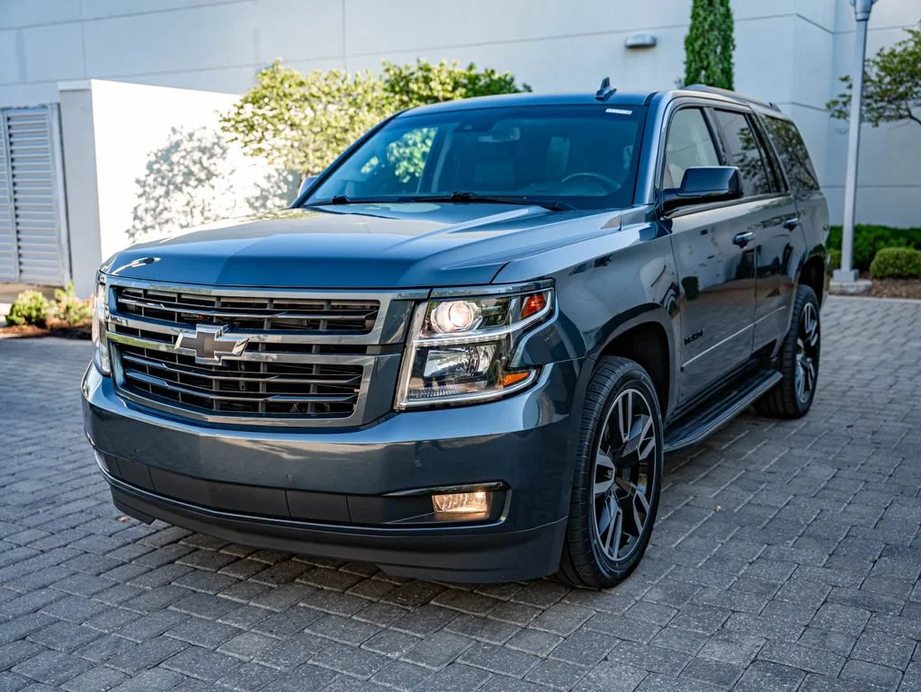 Used 2019 Shadow Gray Metallic Chevrolet Premier image 1