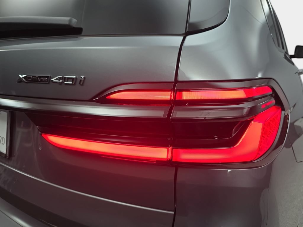 New 2027 Skyscraper Grey Metallic BMW xDrive40i image 34