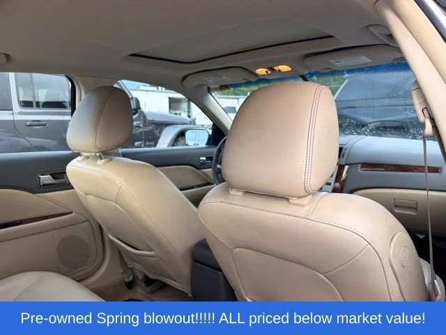 Used 2010 White Ford SEL image 17