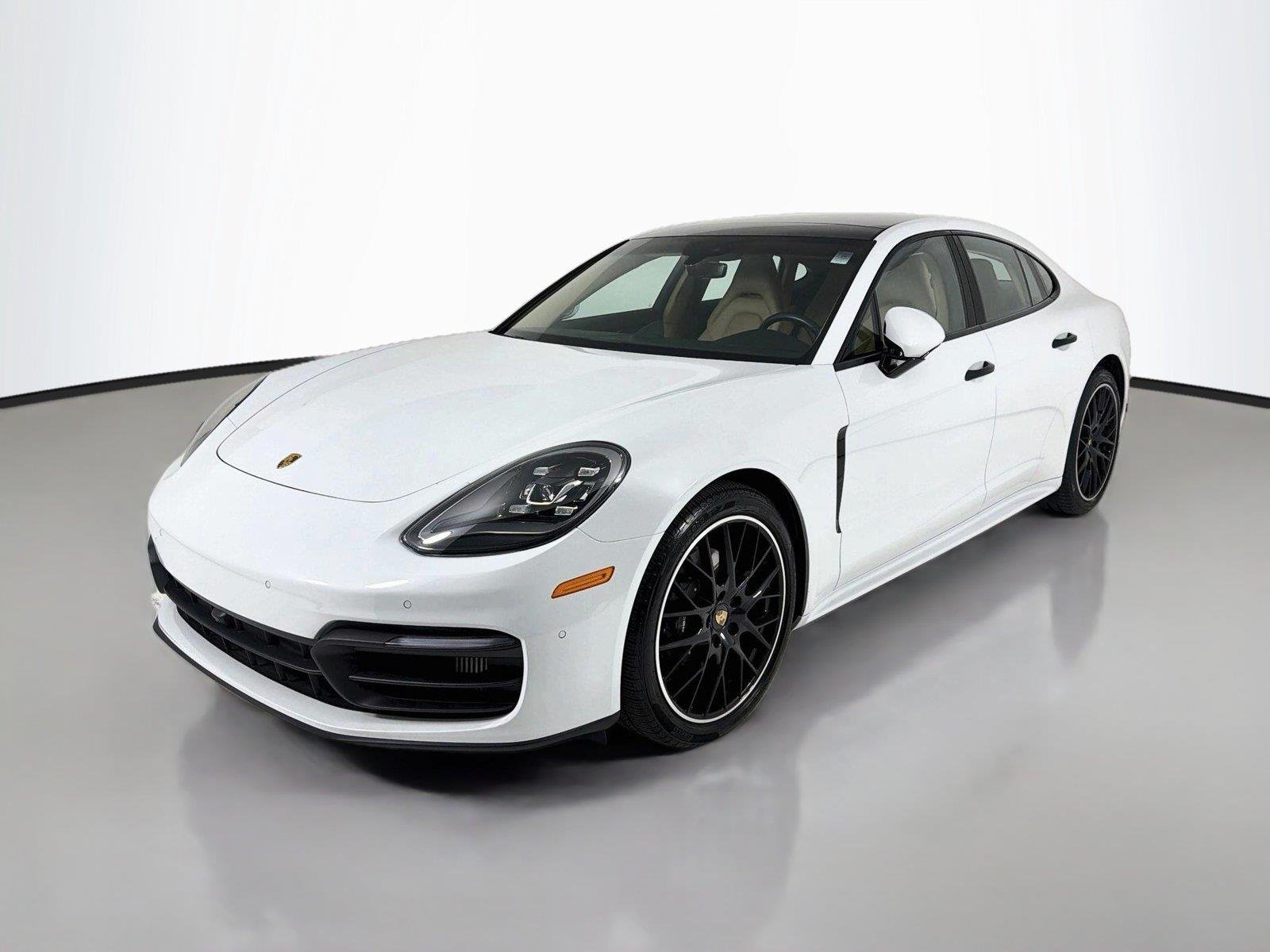 2022 Porsche Panamera