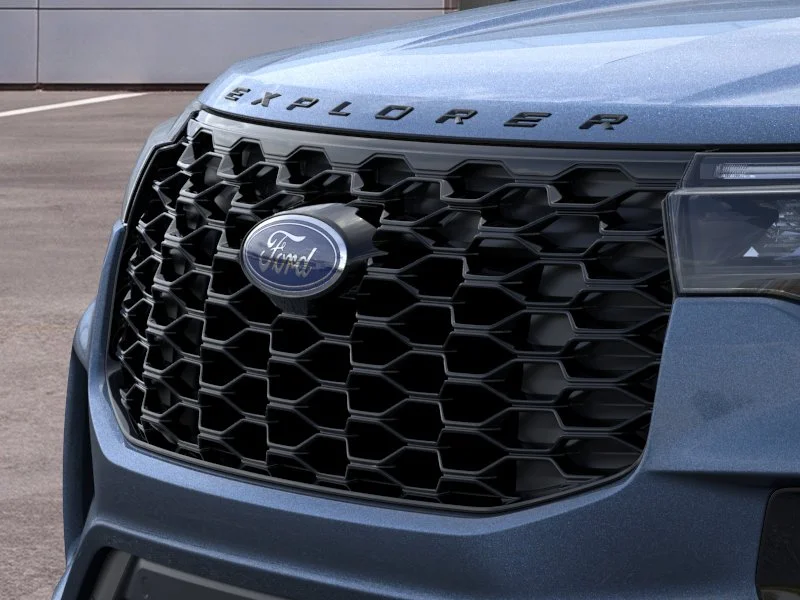 2026 Ford Explorer ST-Line - Photo 17