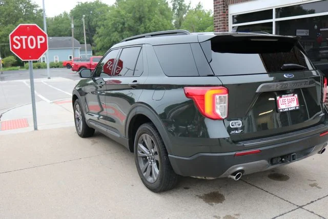 Used 2022 Green Metallic Ford XLT image 25