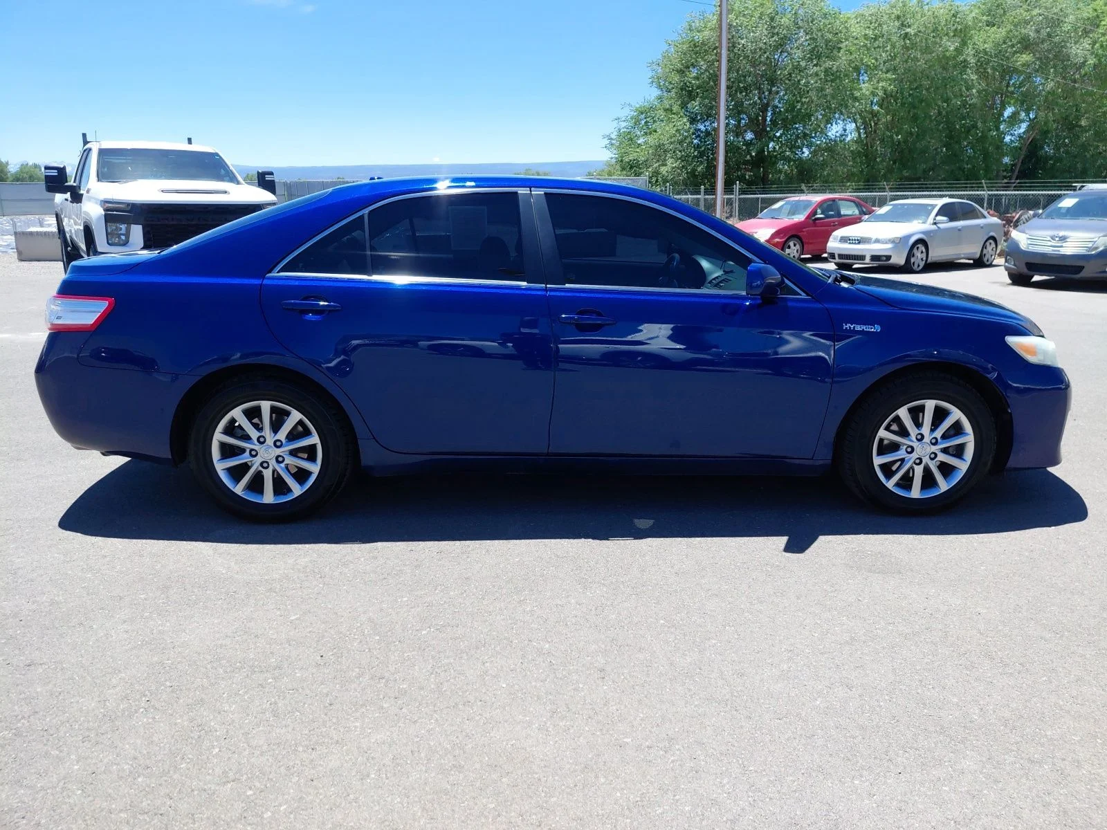 Used 2011 Toyota Camry Hybrid with VIN 4T1BB3EK9BU132129 for sale in Montrose, CO