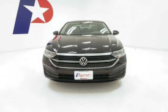 3VW7M7BU5NM003893