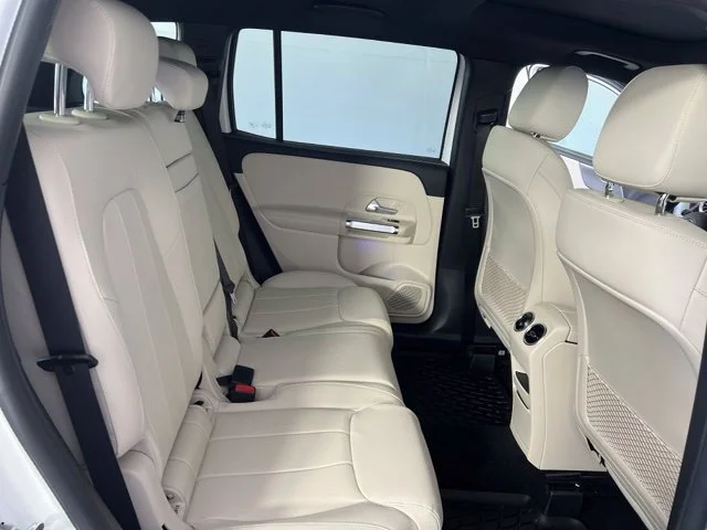 Used 2022 White Mercedes-Benz GLB 250 image 49