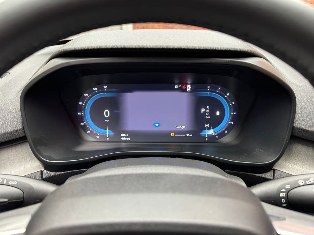 2024 Volvo XC40 Plus - Photo 16