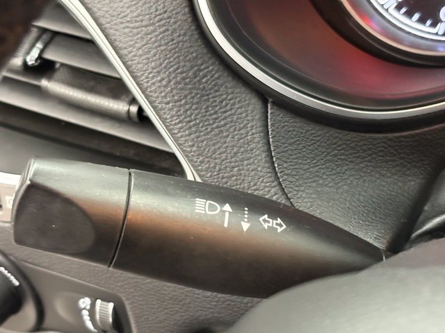 Used 2019 Black Jeep Latitude image 23