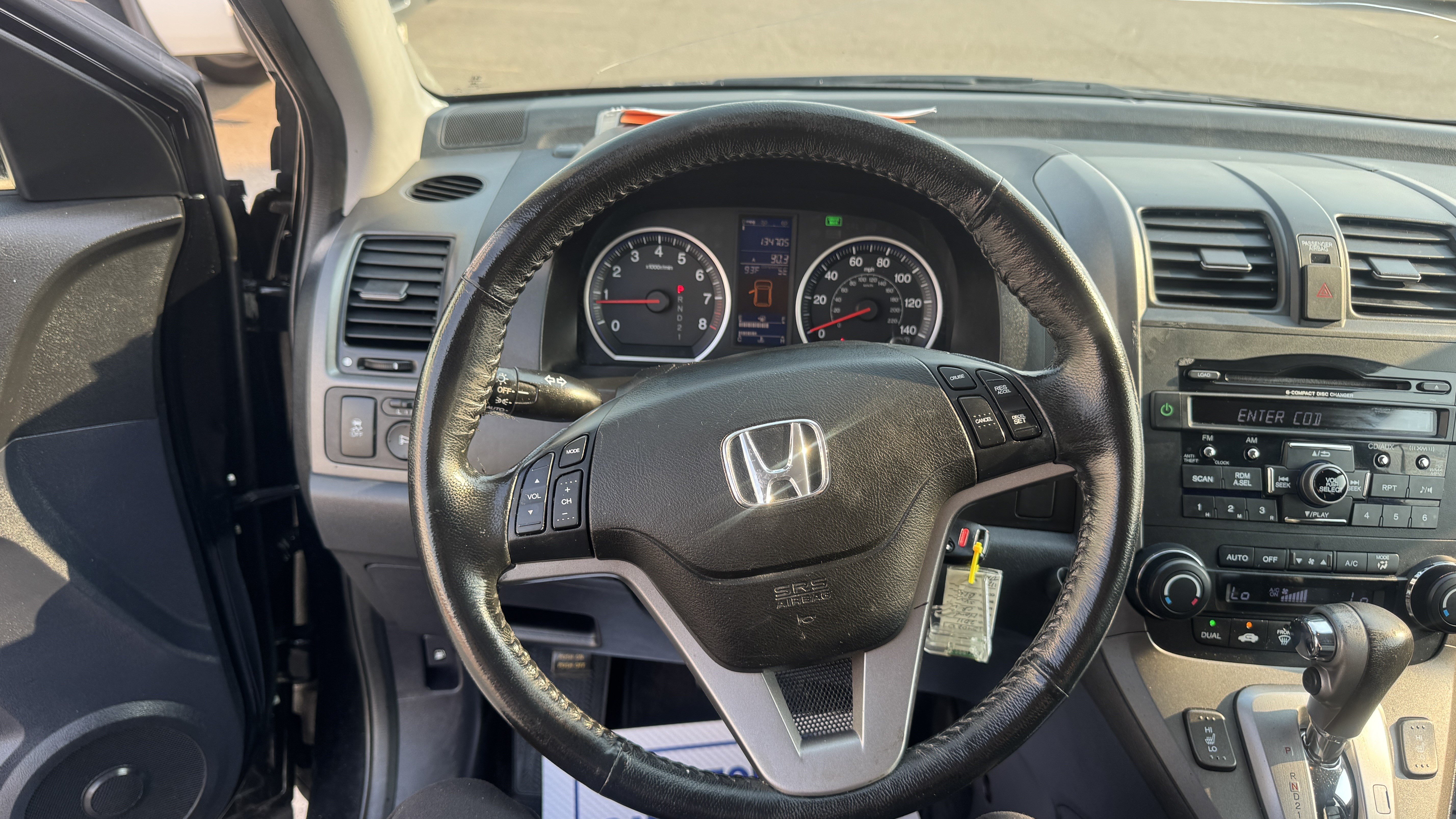 Used 2011 Crystal Black Pearl Honda EX-L image 9