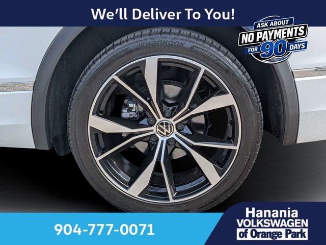 Used 2024 White Volkswagen 2.0T SEL R-Line image 11